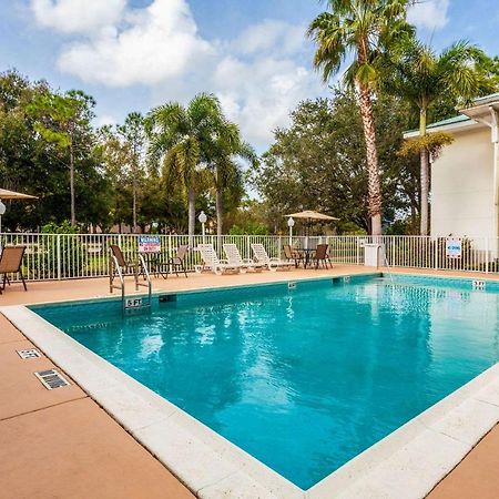 Mainstay Suites At Pga Village Port St. Lucie Exterior foto